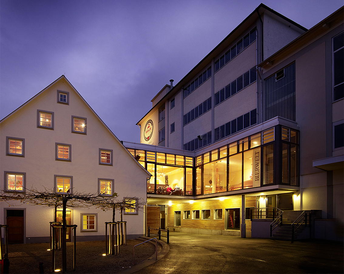 Außenansicht Brauereigaststätte Hirsch Wurmlingen